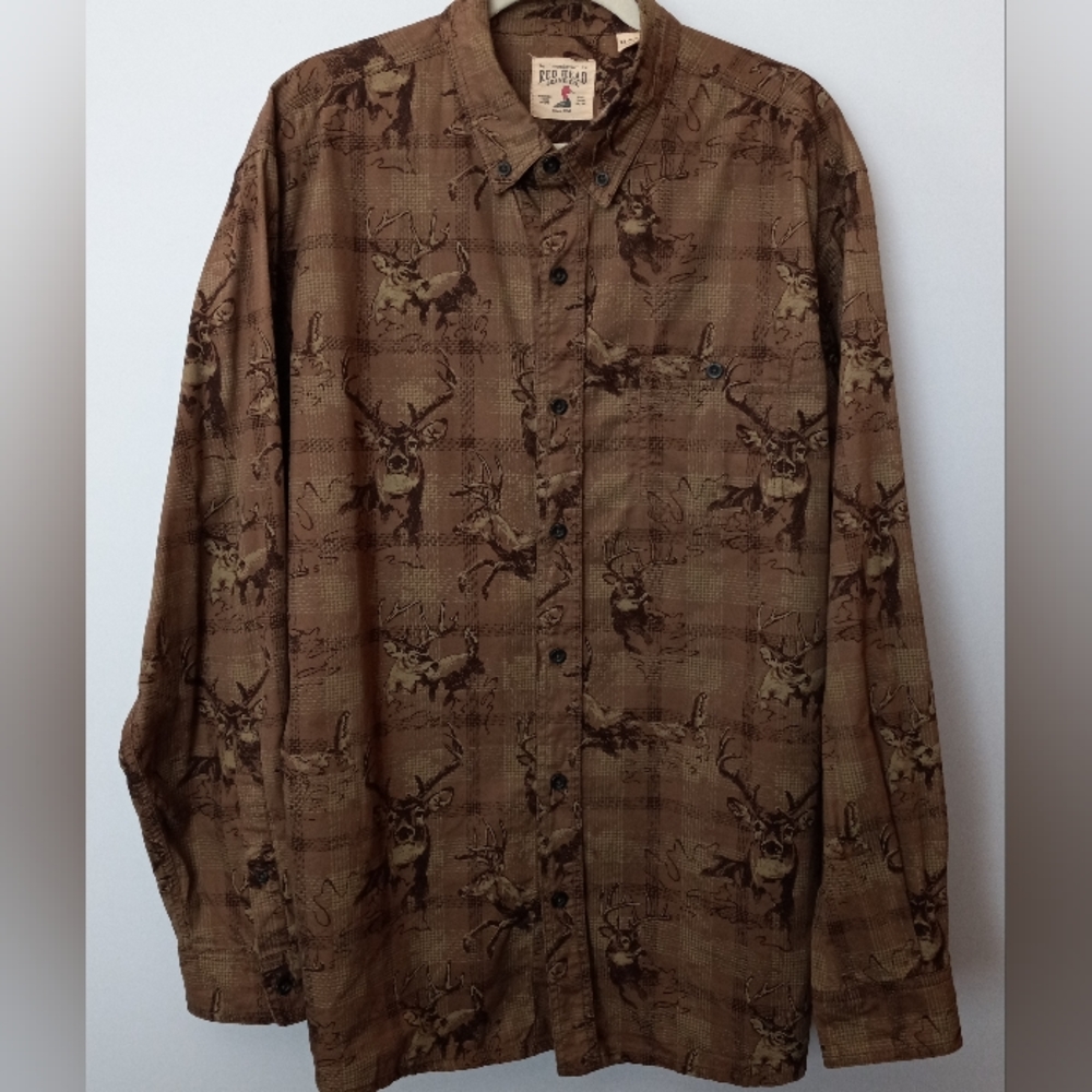 RedHead Brand CO. Buck Print Long Sleeve Button Down Collar Shirt